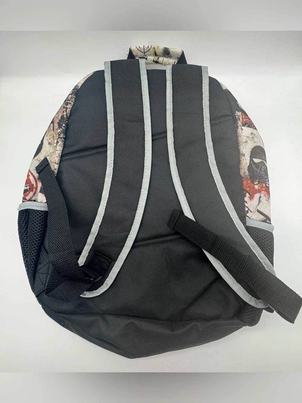 Disney holes backpack excellent